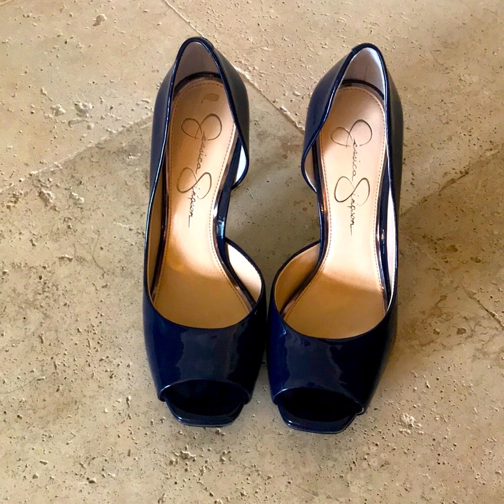 Jessica Simpson peep toe pump